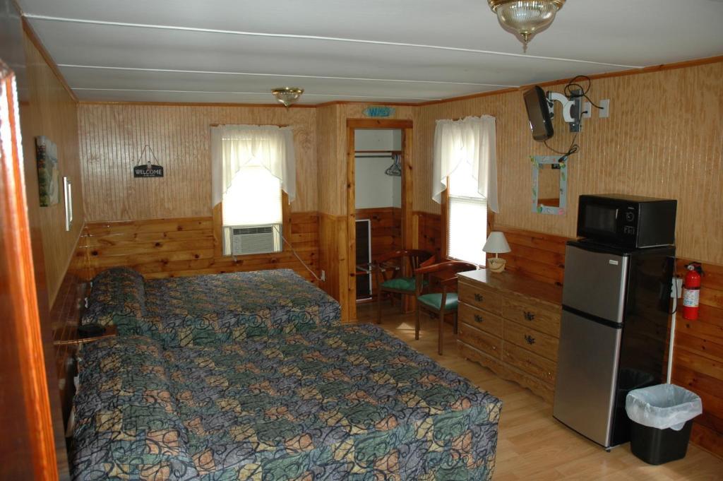 Channel Waterfront Cottages Weirs Beach Quarto foto