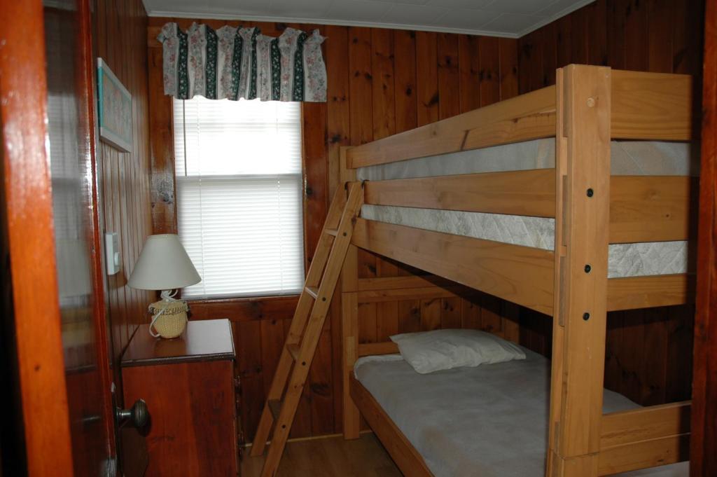 Channel Waterfront Cottages Weirs Beach Quarto foto