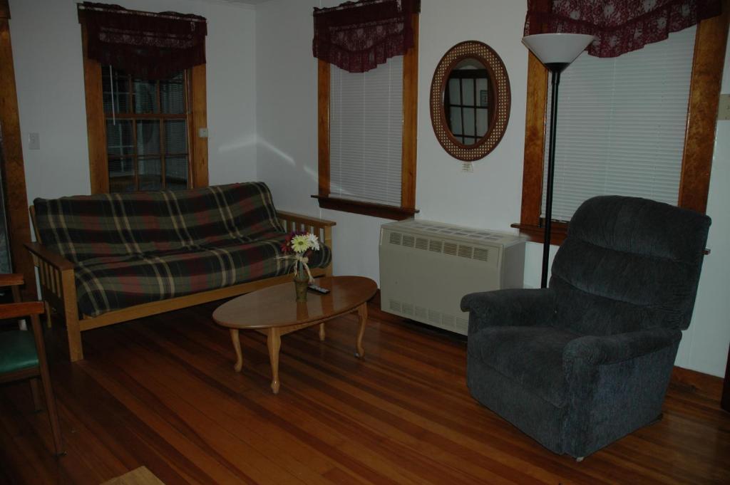 Channel Waterfront Cottages Weirs Beach Quarto foto