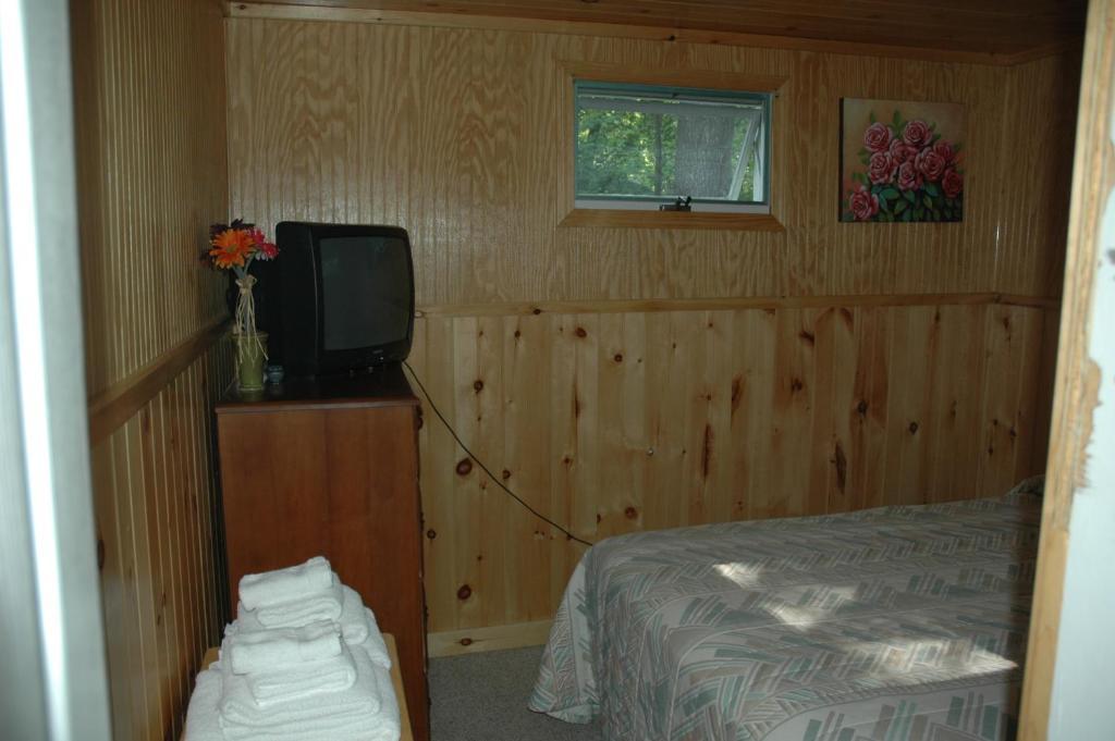 Channel Waterfront Cottages Weirs Beach Quarto foto